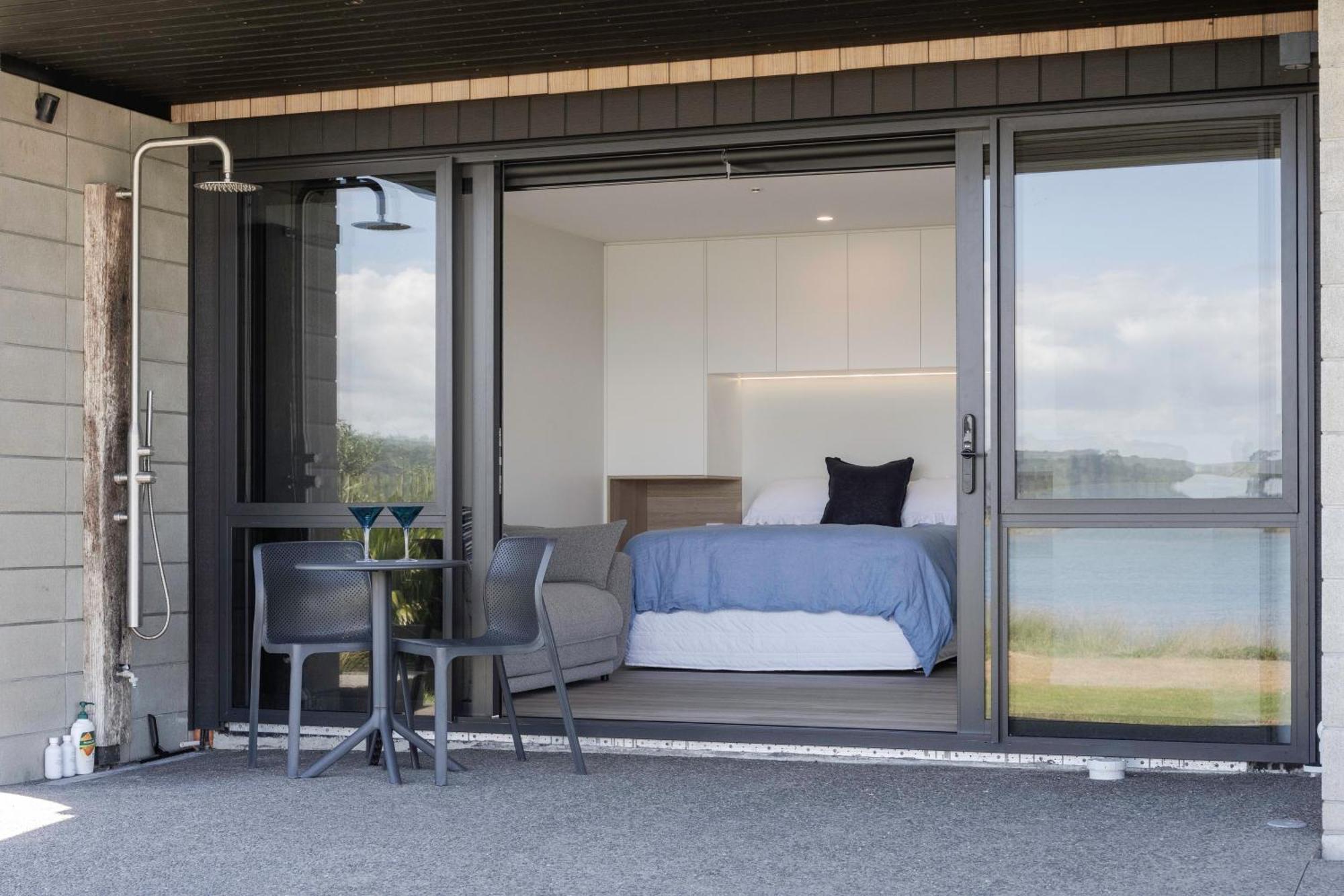 Pukehina Estuary Sunset Views Townhouse & Studio Eksteriør billede