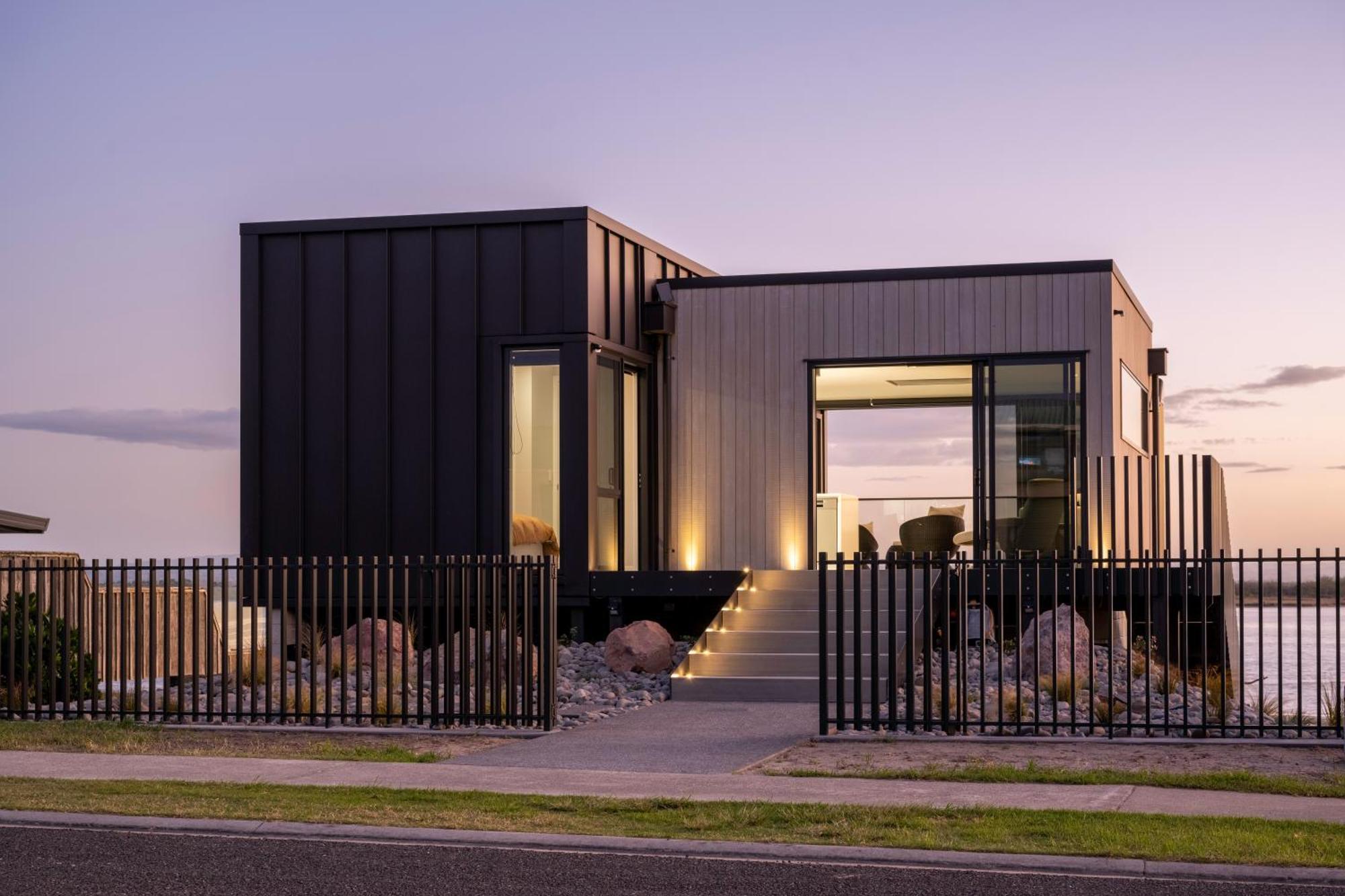 Pukehina Estuary Sunset Views Townhouse & Studio Eksteriør billede