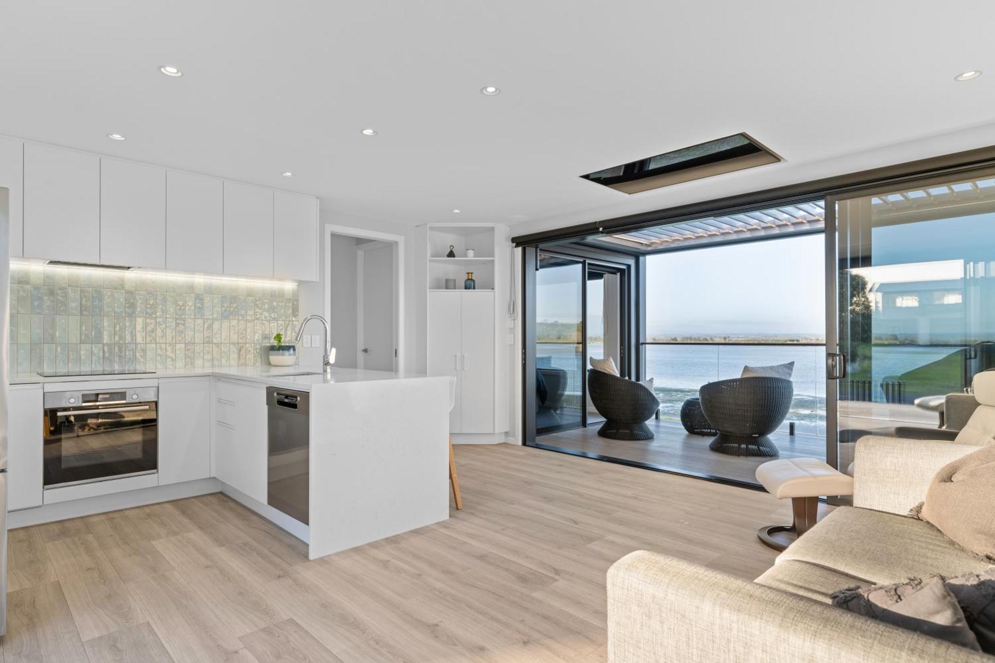 Pukehina Estuary Sunset Views Townhouse & Studio Eksteriør billede